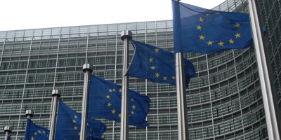 Η Ευρωπαϊκή επιτροπή: Signal αντί για WatsApp, Viber και iMessage